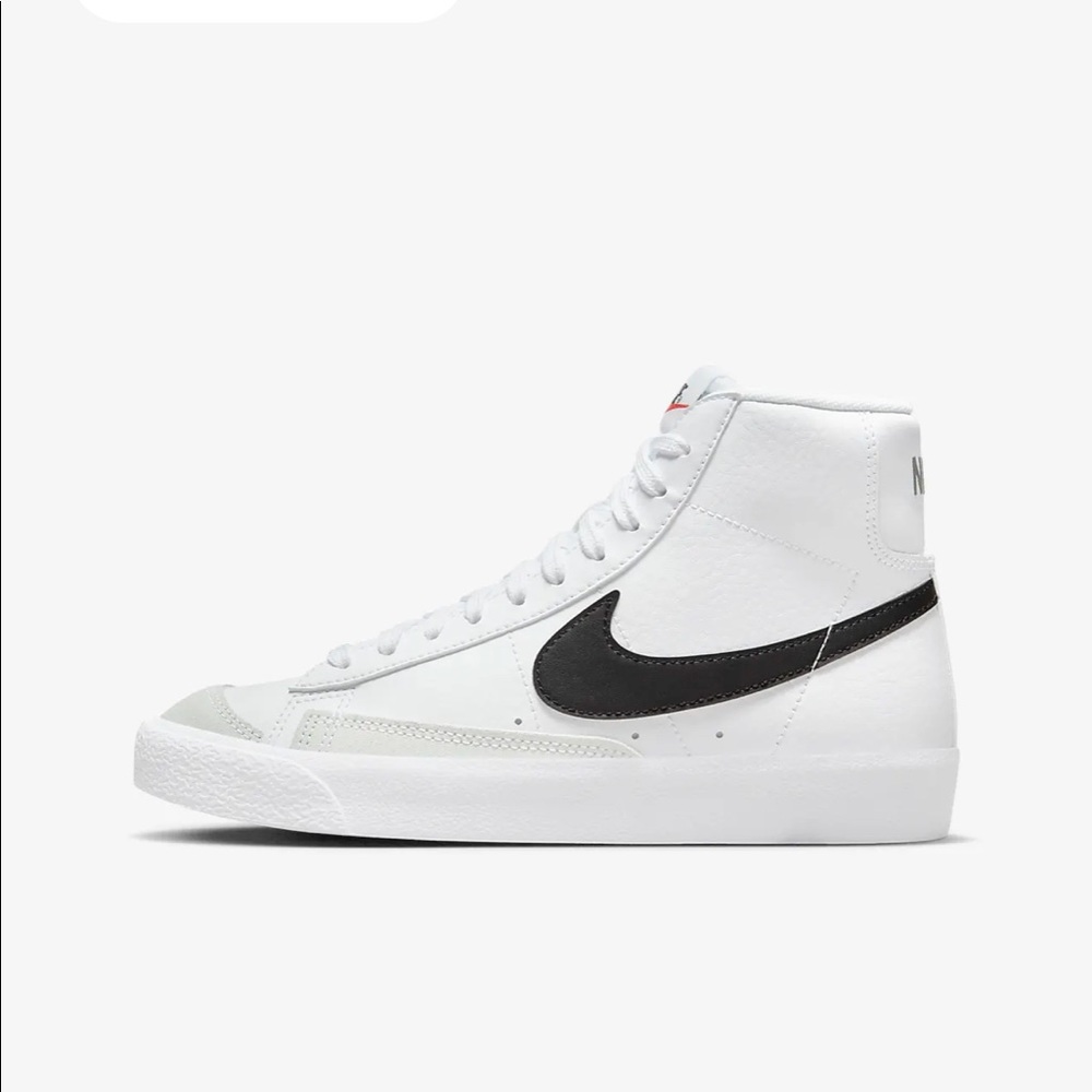Nike Blazer Mid 77